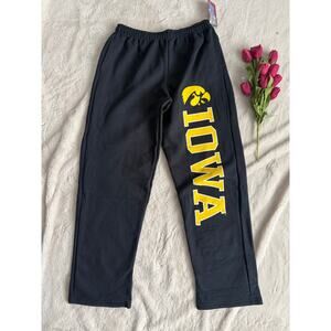 Iowa Hawkeyes Gildan Sweatpants Size Large Drawstring - NWT